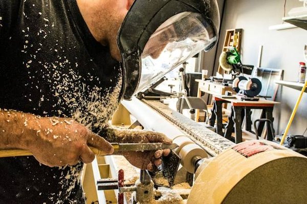 Les 15 Meilleurs Outils pour la Sculpture sur Bois